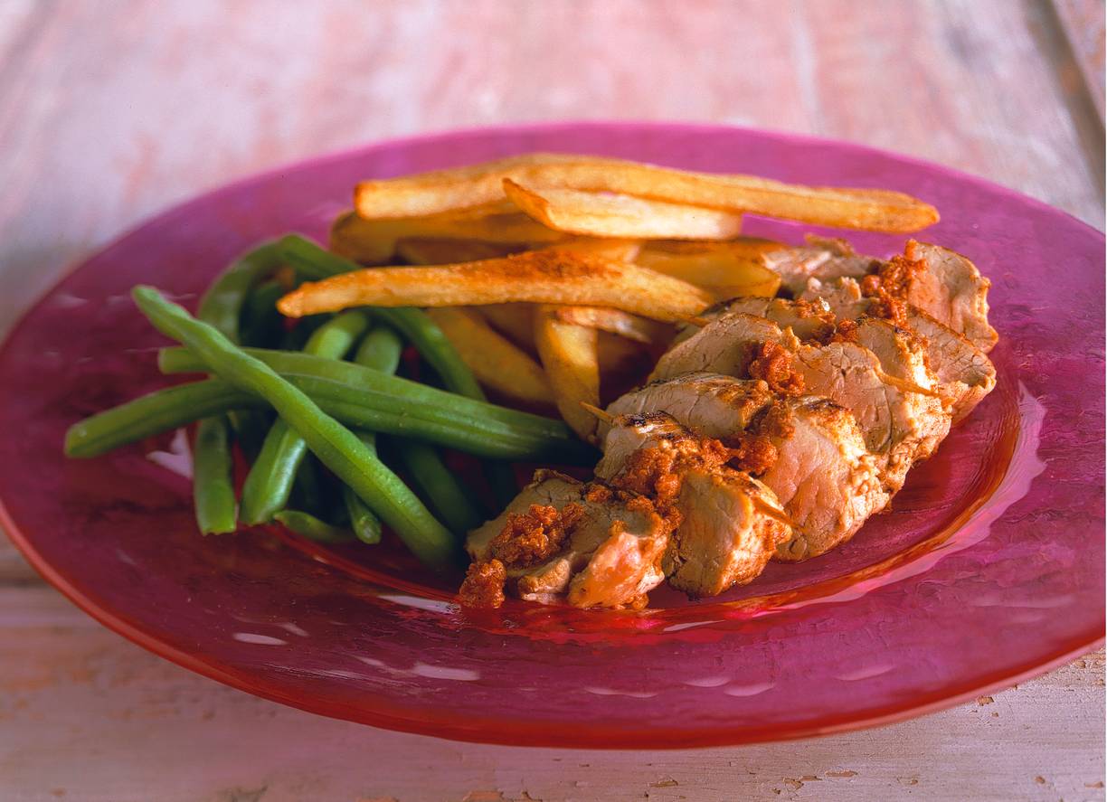 Varkenshaas Gevuld Met Tomatentapenade Recept Allerhande Albert Heijn