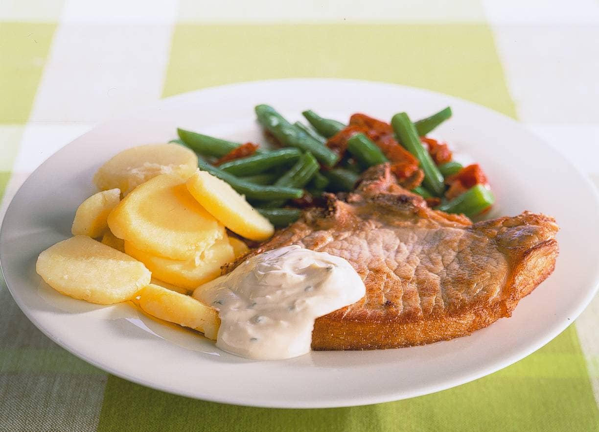 Karbonades met knoflookroomsaus