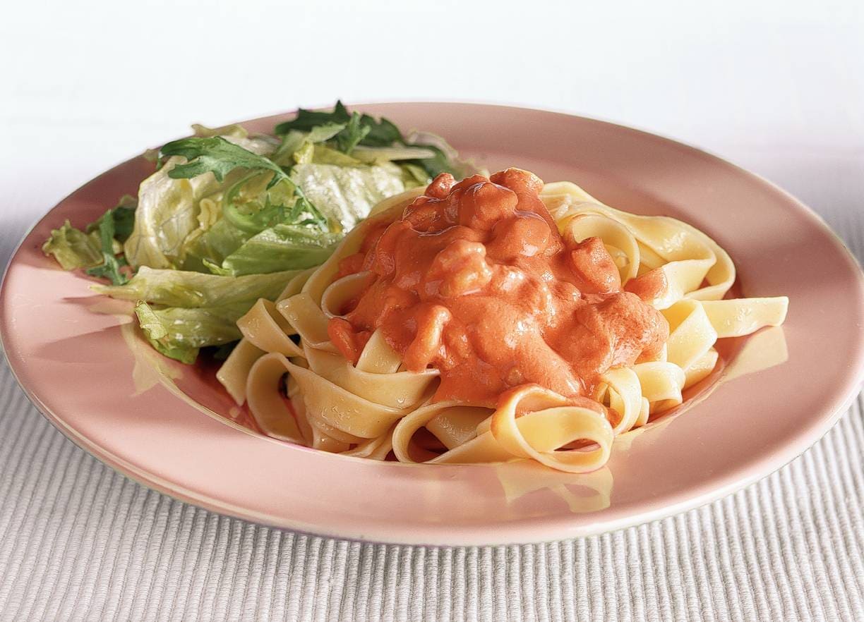 Tagliatelle met romige knoflookgarnalen