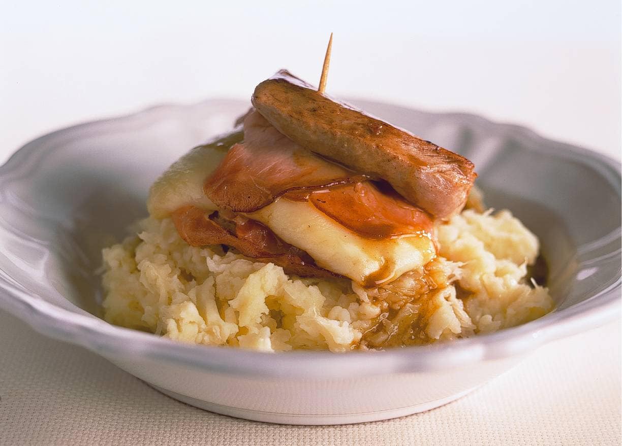 Zuurkoolstamppot met gevulde varkensfilet