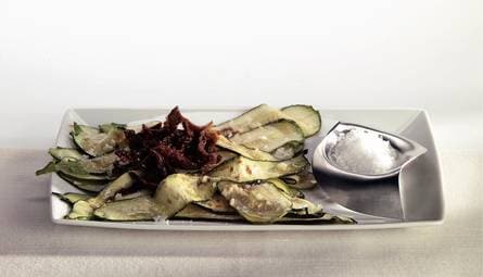 Salade van gegrilde courgettes