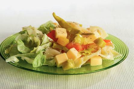 Pittige Italiaanse pastasalade