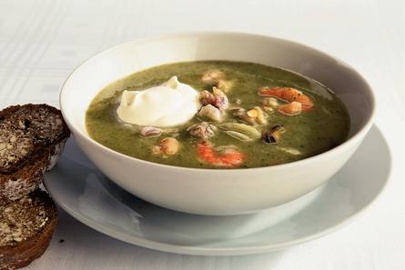 Broccolisoep met zeevruchten
