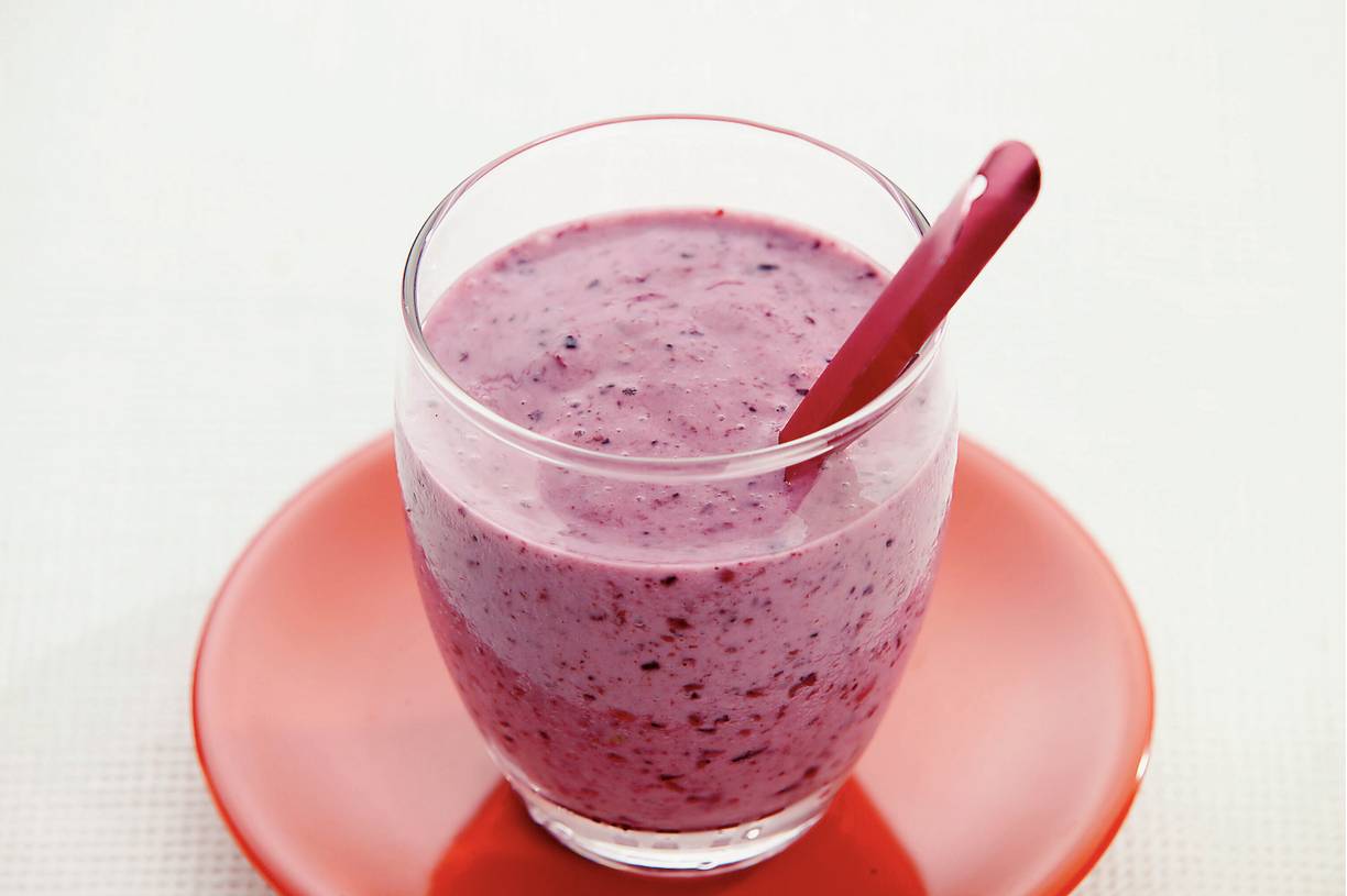 Slanke bosvruchtenshake