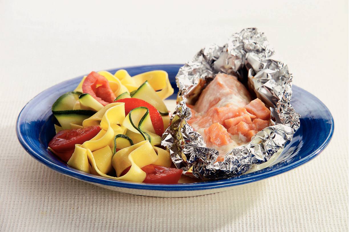 Zalmpakketjes met pappardelle