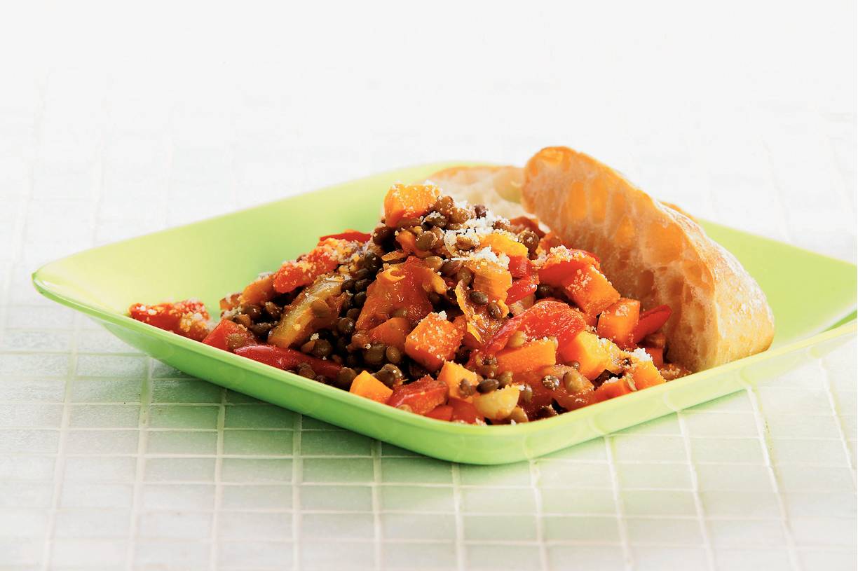 Linzenschotel met paprika