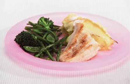 Zeewolf met broccoli, peultjes en asperges