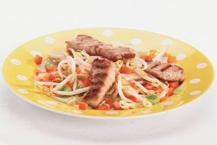 Taugésalade met gegrilde tonijn