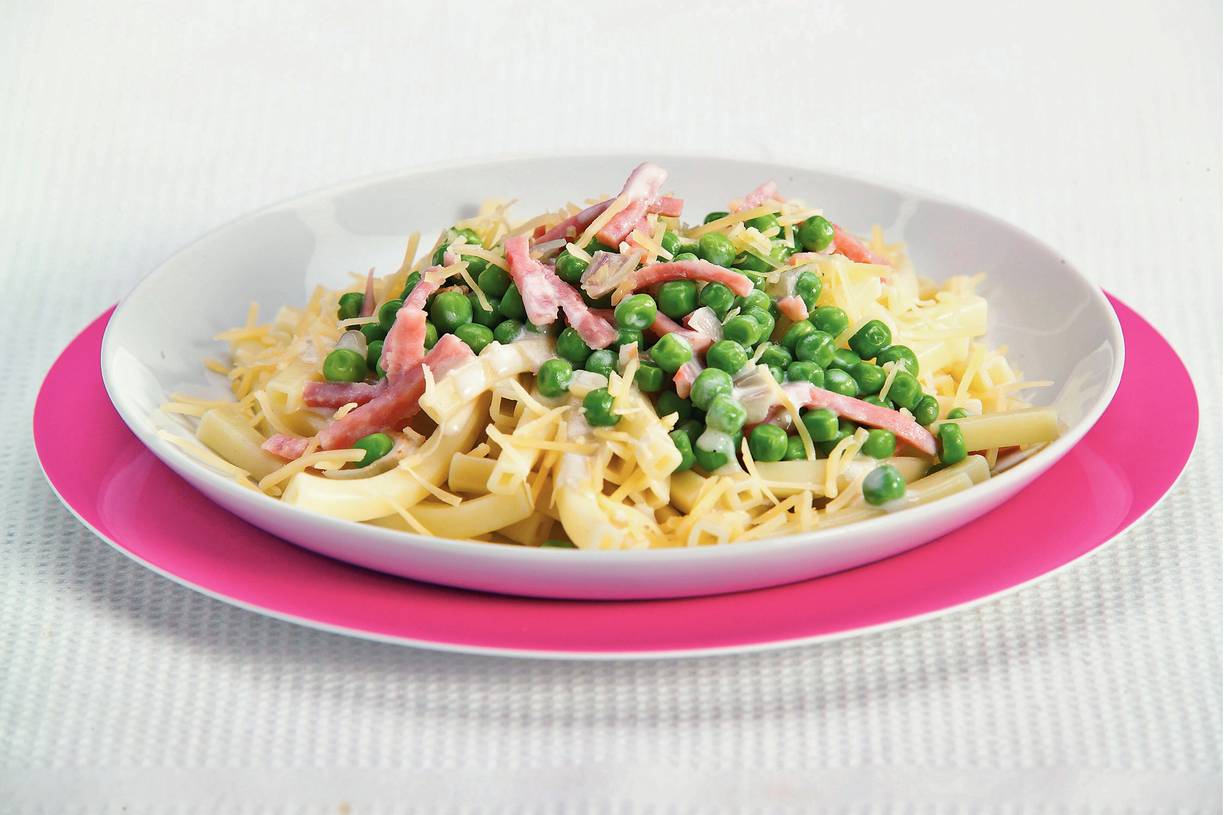 Pastatjes met ham-roomsaus