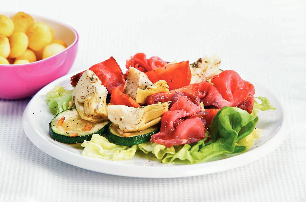 Salade met rosbief en artisjokharten
