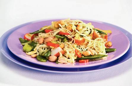 Roerbakmie met surimi