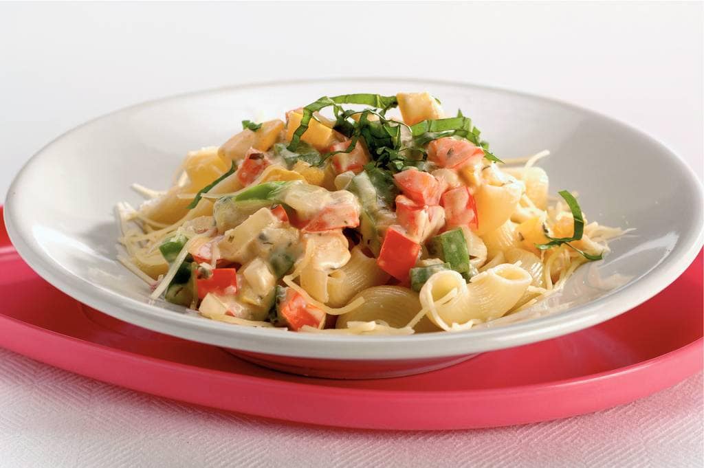 Macaroni met romige paprikasaus