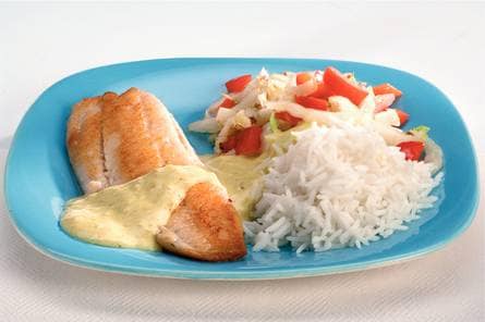 Tilapia met kerrie-kokossaus