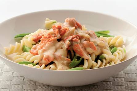 Pasta met zalm en boontjes