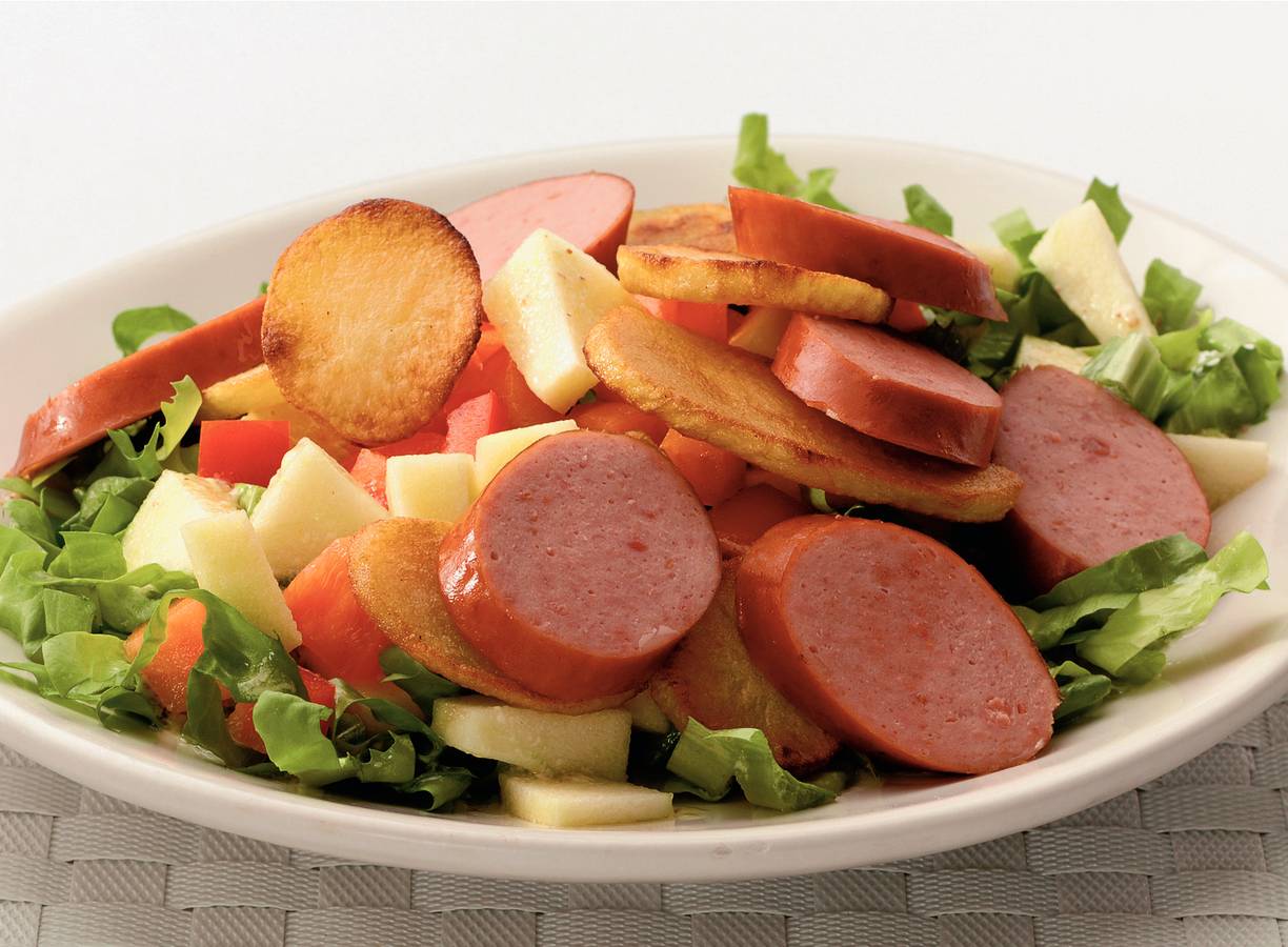 Lauwwarme andijviesalade met rookworst