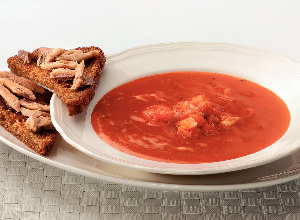 Tomatensoep met sardine-crostini's