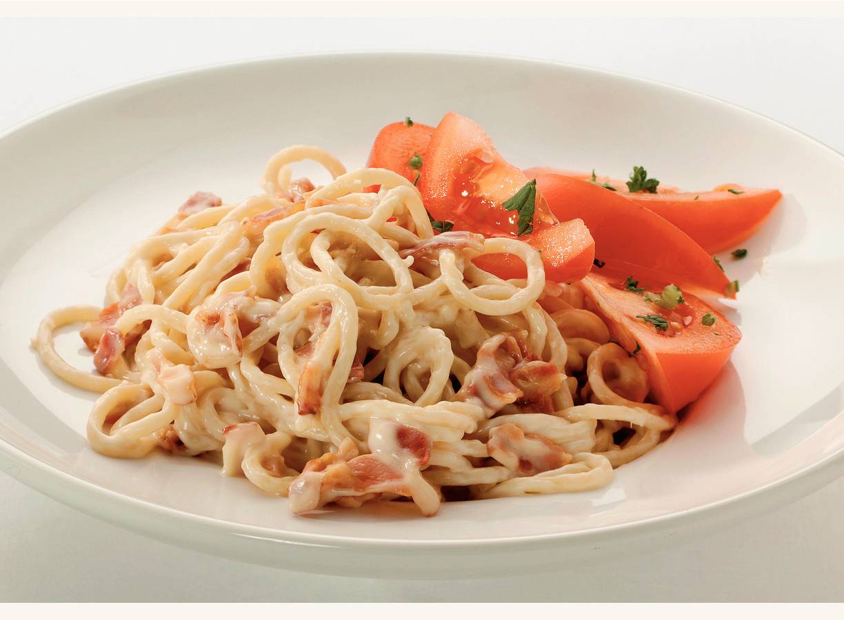 Spaghetti met romige kaas-speksaus