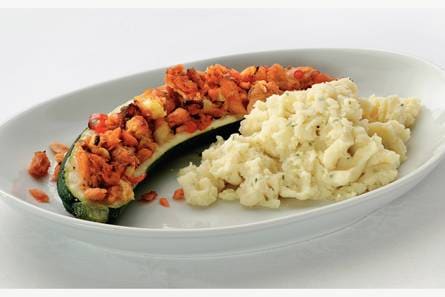 Gevulde courgettes met zalm