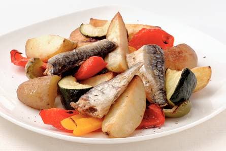 Warme aardappelsalade met sardientjes