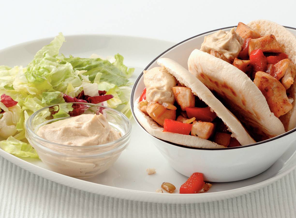Pita's met kip en hummus