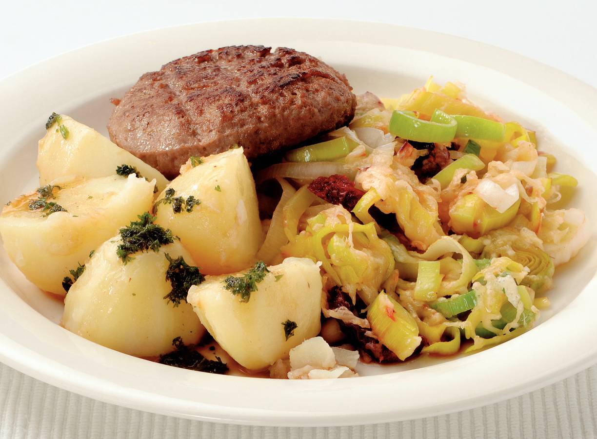 Steak du boeuf met gegratineerde prei