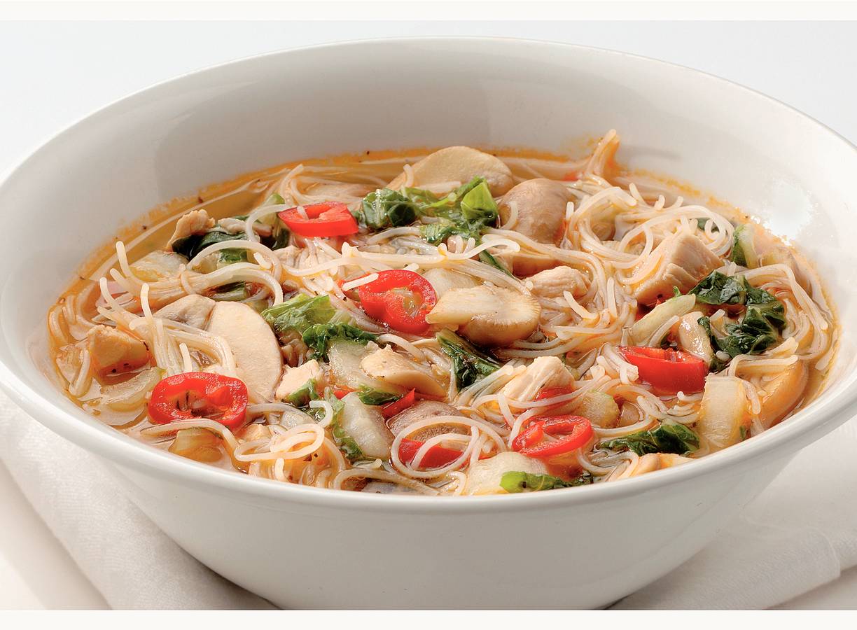 Thaise soep met kip en miehoen