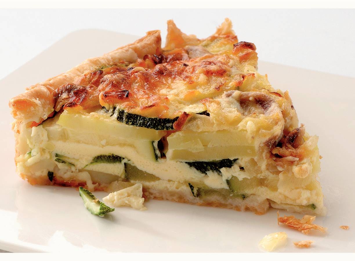 Aardappel-courgettetaart met ansjovis