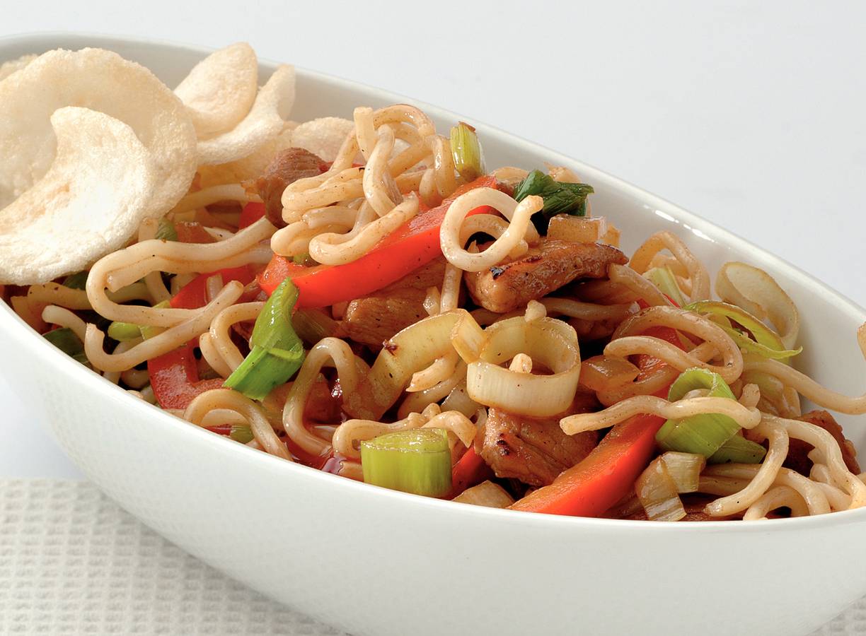 Noedels met zoete prei en ham