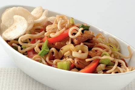 Noedels met zoete prei en ham