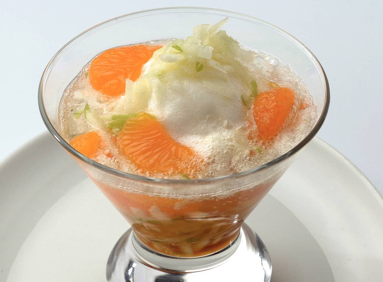 Sprankelende vruchtensorbet met mandarijn