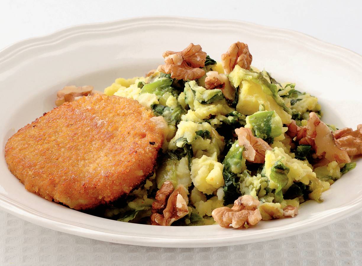 Makkelijke andijviestamppot met kaasschnitzels