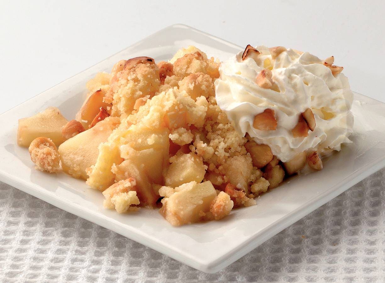 Appelnotencrumble met hazelnootslagroom