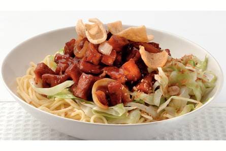 Mie met zoetzure tofu