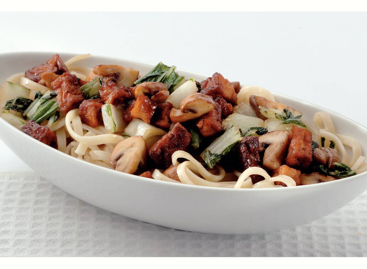 Oosterse mie met paksoi
