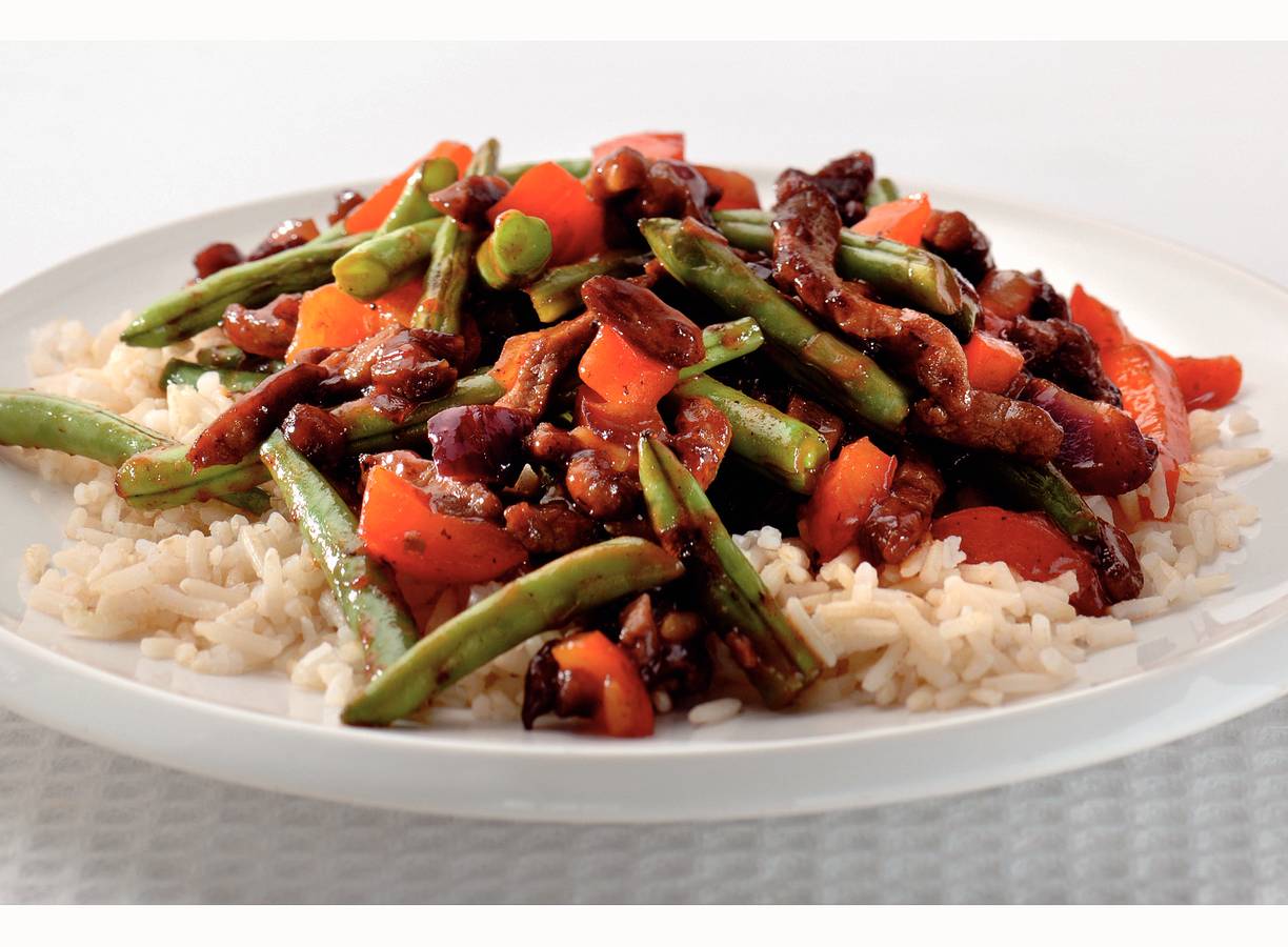 Wokschotel met zoetzure saus