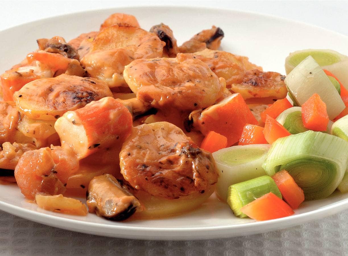Provençaalse zeevruchten-aardappelschotel