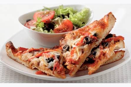 Franse pizza met geroosterde paprika