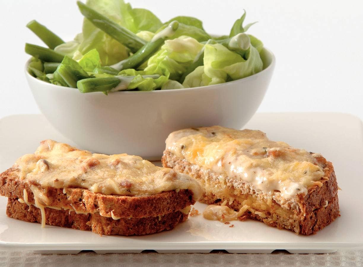 Sandwichragout met boontjessalade