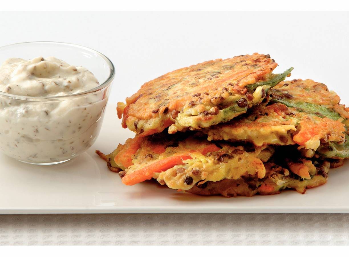 Indiase groentekoekjes met raita