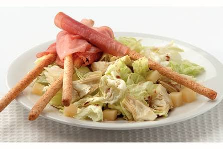 Hamstengels met artisjoksalade
