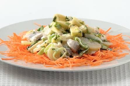 Haringsalade met worteltjes