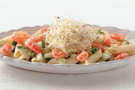 Pastasalade met rivierkreeftjes