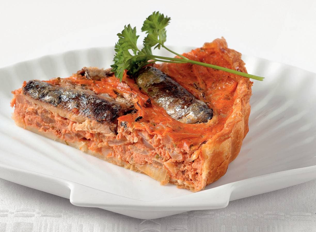 Sardine-tomatenquiche met ui