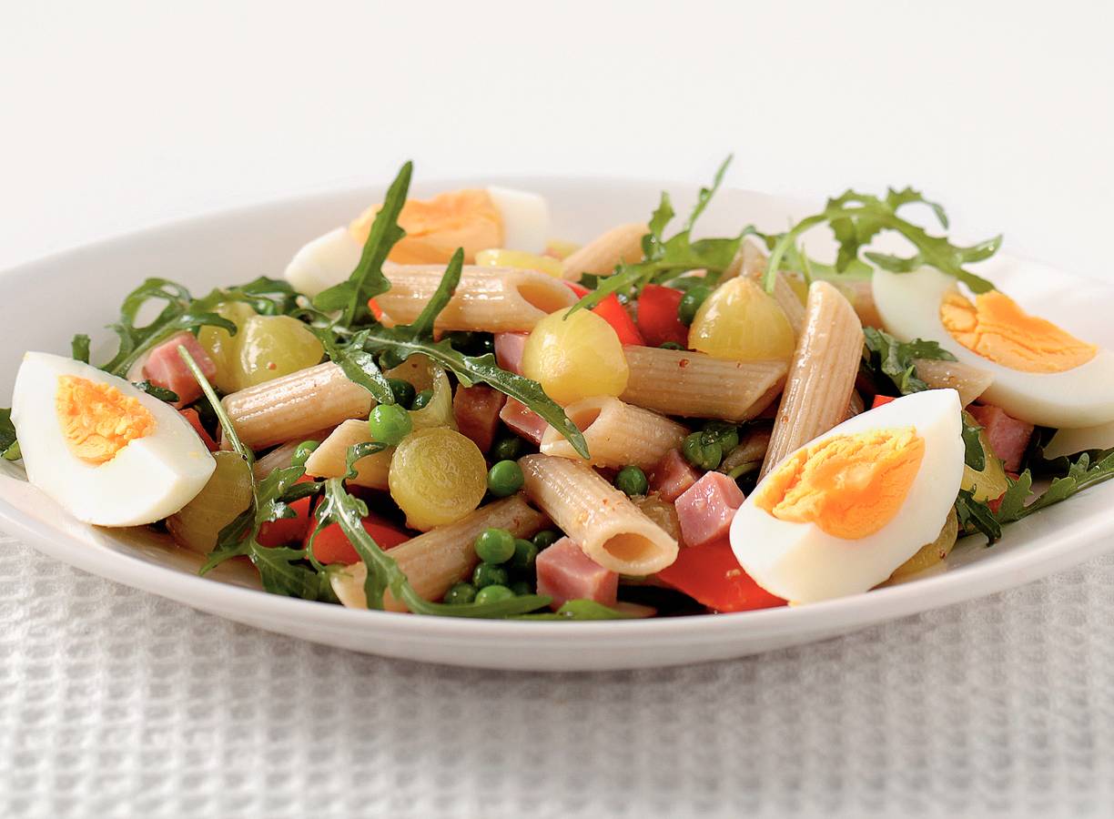 Pennesalade met Amsterdamse uien
