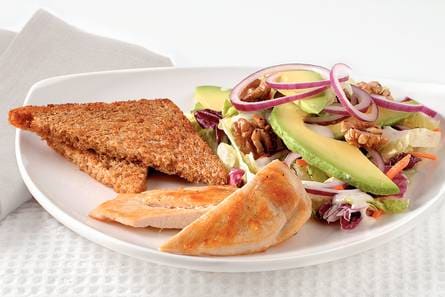 Zomersalade met kip en avocado