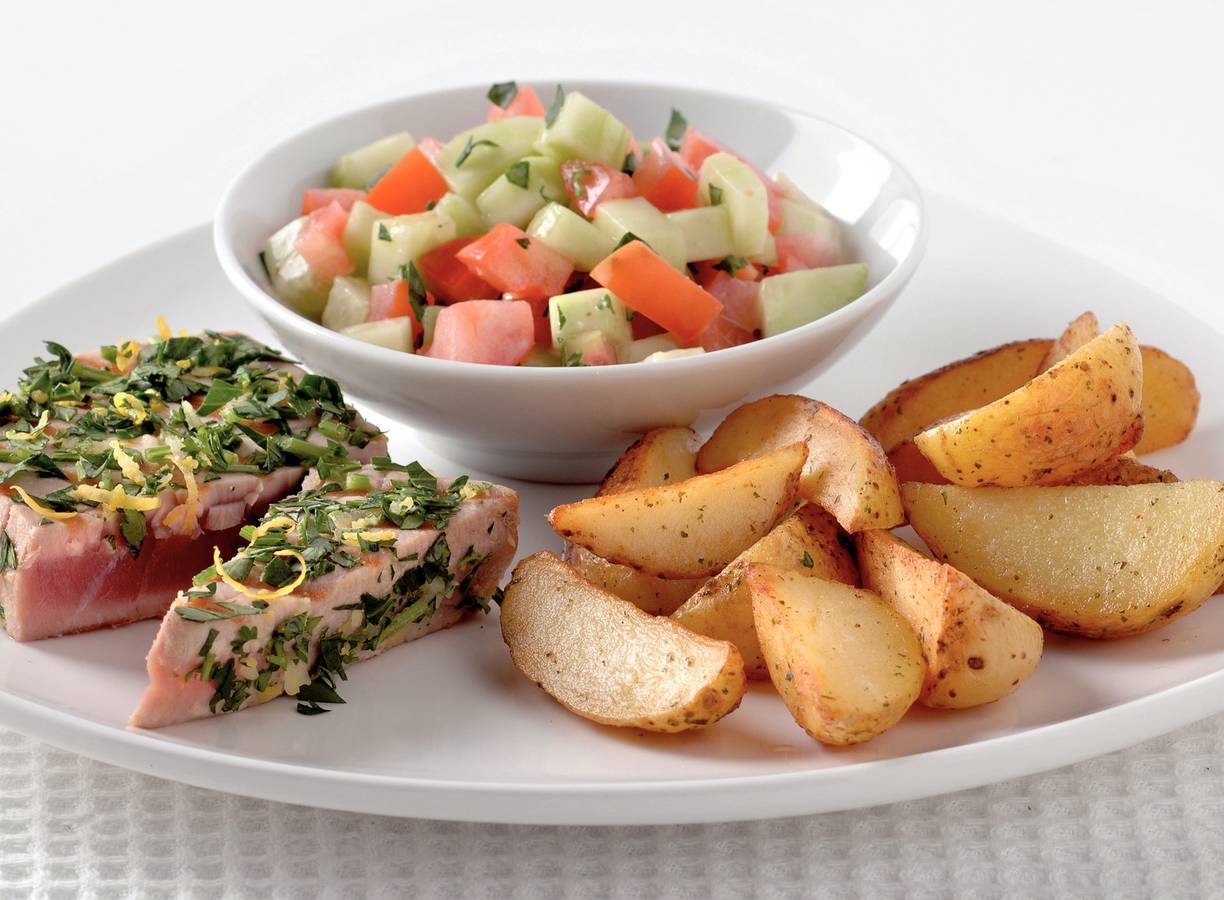 Tonijnsteaks met peterselie-citroenlaagje