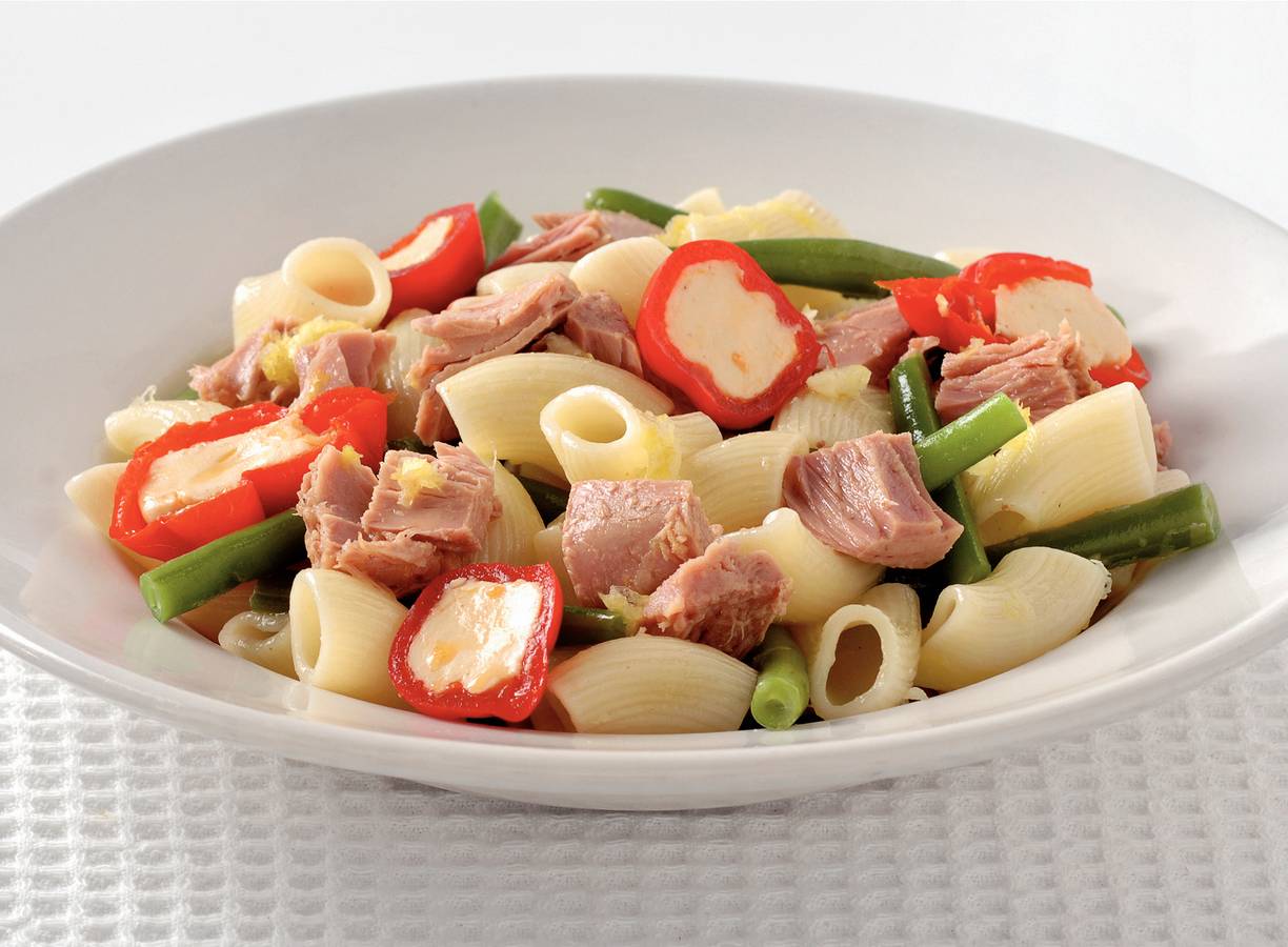 Citroenpasta met bonen en tonijn