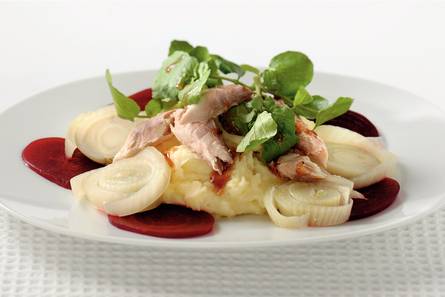 Lauwwarme salade met makreel