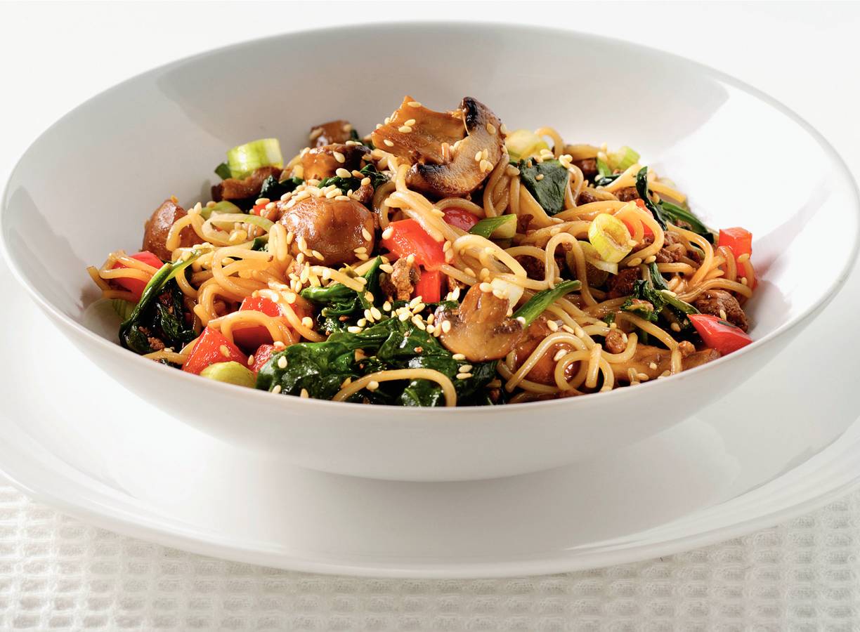 Japanse mie, spinazie en tofu
