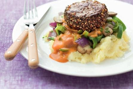 Steak Stroganoff met puree en champignons